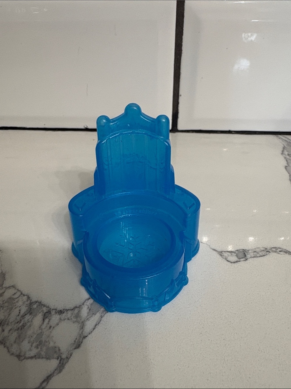 Little People Frozen Castle Throne